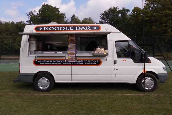 Large van Noodle Bar