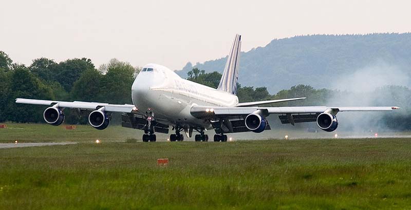 747 at Dunsfold air field